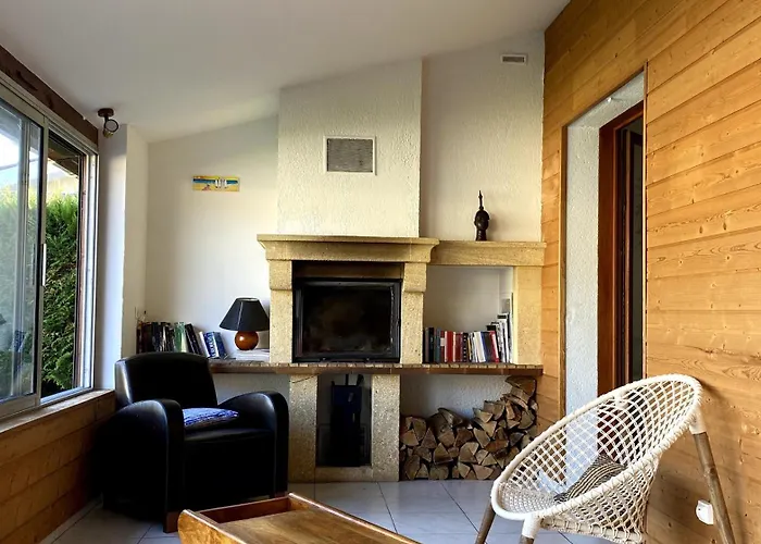 Maison De La Foret Ares