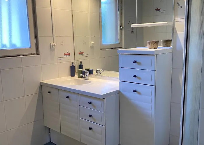 Maison De La Foret * Ares